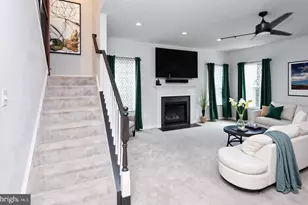 12257 Revolution Ct, Waldorf, MD 20602 - Photo 7