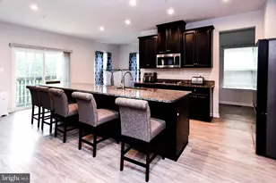 12257 Revolution Ct, Waldorf, MD 20602 - Photo 3