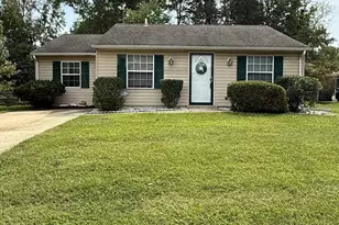 2009 Wakefield Cir, Waldorf, MD 20602 - Photo 1