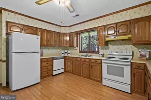 10918 Timothy Ct, White Plains, MD 20695 - Photo 5