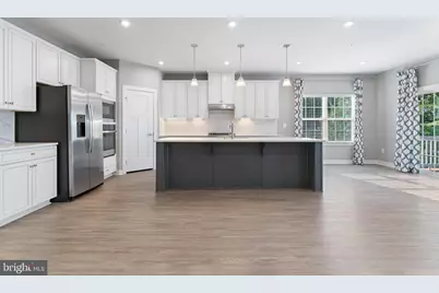 10602 Starfire Ln, Waldorf, MD 20603 - Photo 9