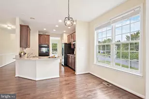 10764 Pam Dr, Waldorf, MD 20603 - Photo 13