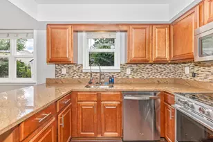 2584 Sussex Ct, Waldorf, MD 20602 - Photo 19