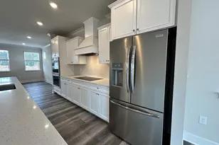 10717 Millport St, White Plains, MD 20695 - Photo 3