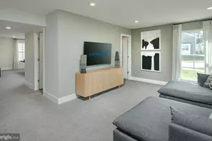 10562 Roundstone Ln, White Plains, MD 20695 - Photo 5