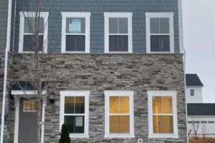 10572 Roundstone Ln Ln, White Plains, MD 20695 - Photo 1