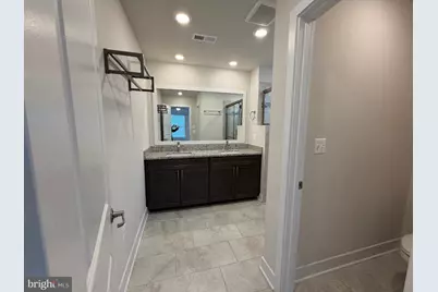 11525 Charlotte Bronte Ln, White Plains, MD 20695 - Photo 31