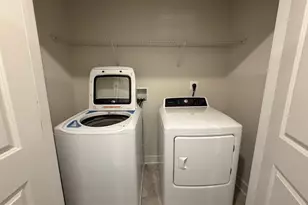 11525 Charlotte Bronte Ln, White Plains, MD 20695 - Photo 39