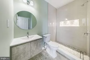 1007 Norfolk Dr, La Plata, MD 20646 - Photo 11