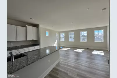 10699 Millport St, White Plains, MD 20695 - Photo 7