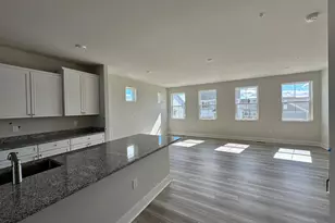 10699 Millport St, White Plains, MD 20695 - Photo 7