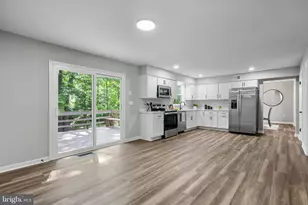 8709 Fendley Way, Waldorf, MD 20603 - Photo 17