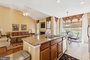 136 Hawthorne Greene Cir, La Plata, MD 20646 - Photo 3