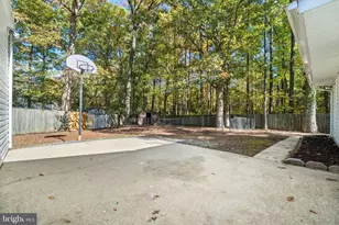 5 Redcar Ct, Waldorf, MD 20602 - Photo 29