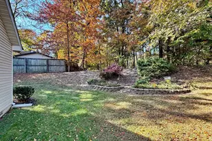 98 Oriole Ln, La Plata, MD 20646 - Photo 3