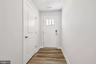 465 Wood Grain Ave, La Plata, MD 20646 - Photo 3