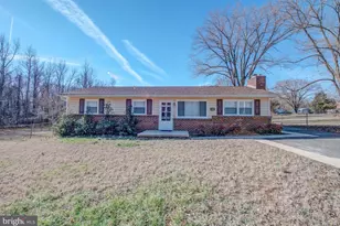 10605 Willetts Crossing Rd, White Plains, MD 20695 - Photo 1