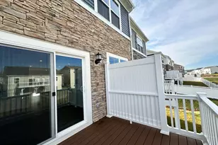 10979 Barnard Pl, White Plains, MD 20695 - Photo 9