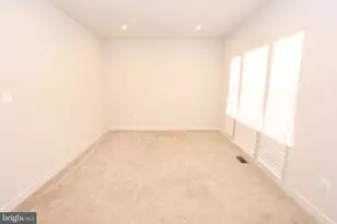 8881 Bancroft Dr, Waldorf, MD 20603 - Photo 3