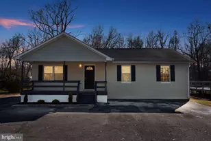 3382 Old Washington Rd, Waldorf, MD 20602 - Photo 1