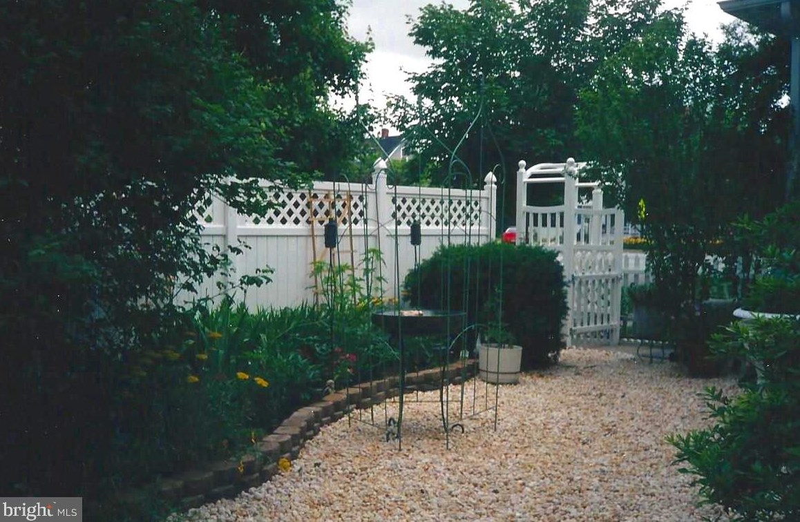 201 Central Ave, Ridgely MD 21660-2022 exterior