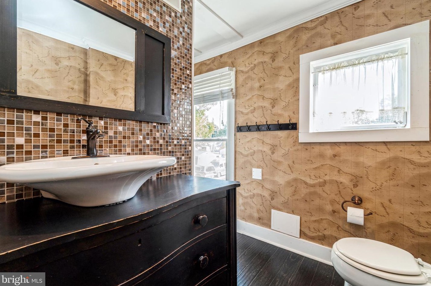 212 Maple Ave, Ridgely MD  21660-1911 exterior