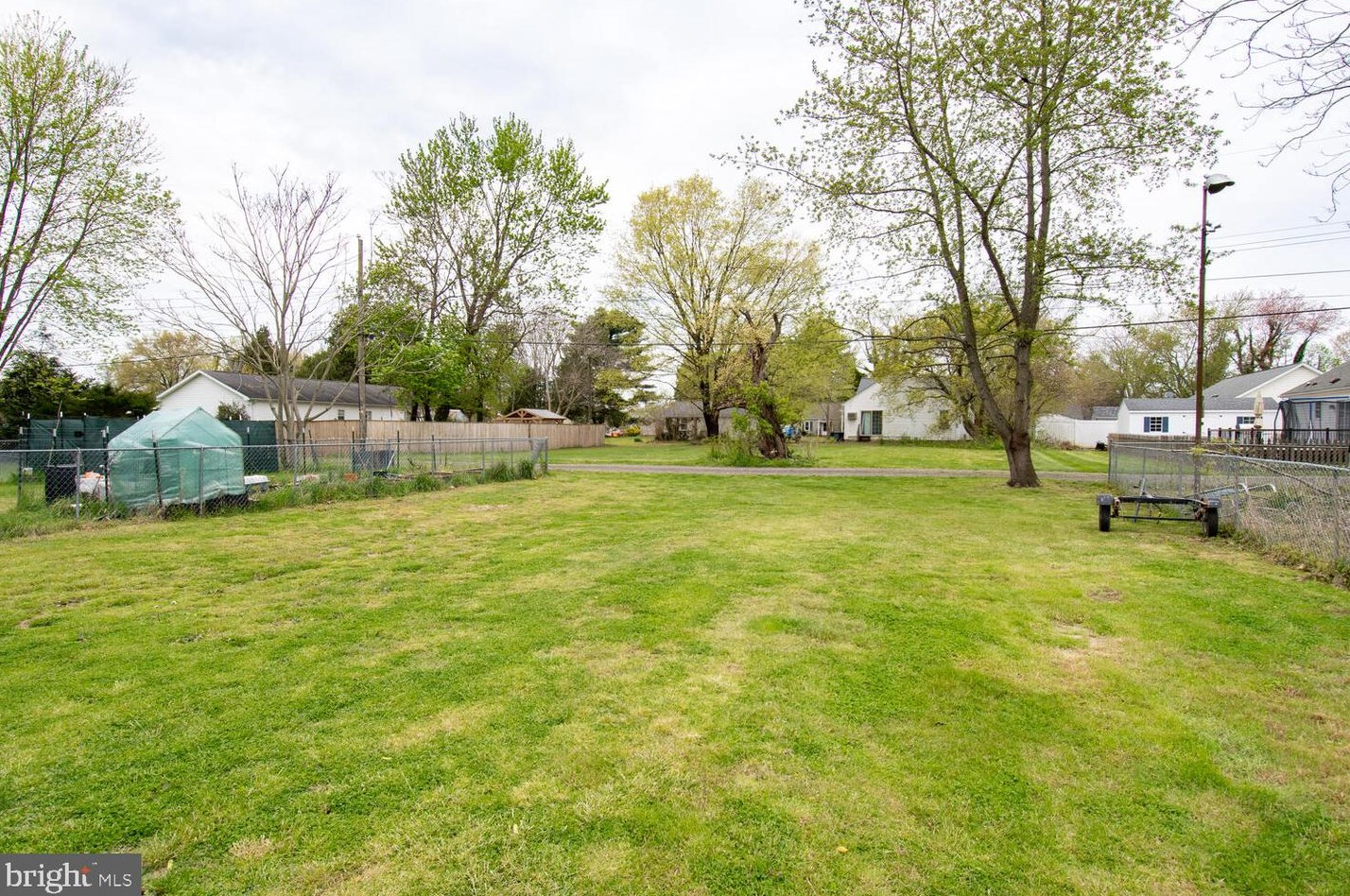 305 Maryland Ave, Ridgely MD  21660-2104 exterior