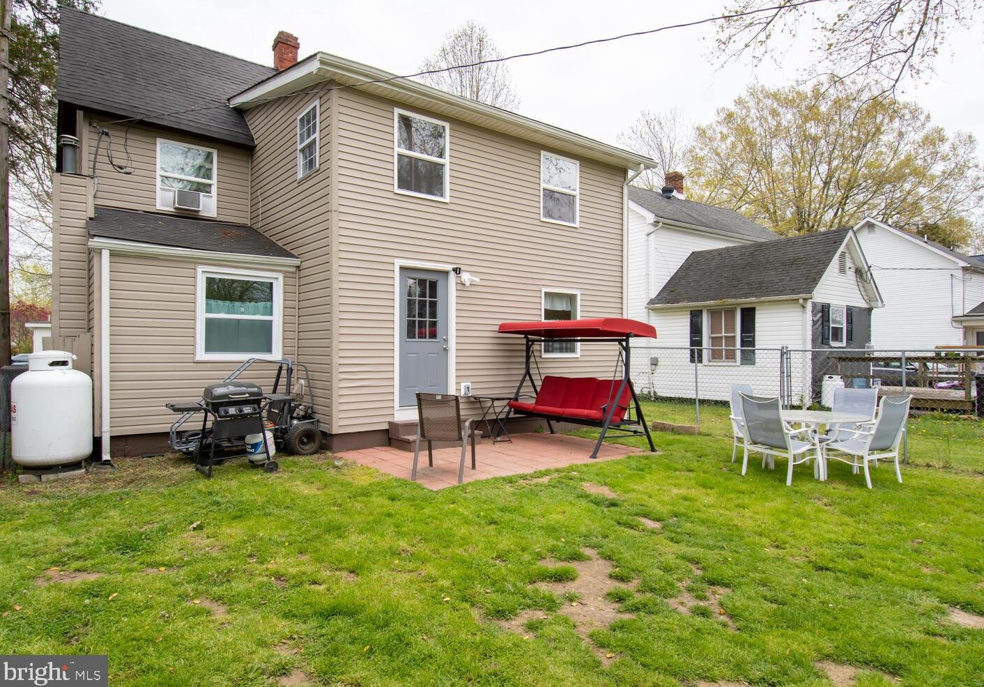 305 Maryland Ave, Ridgely MD  21660-2104 exterior