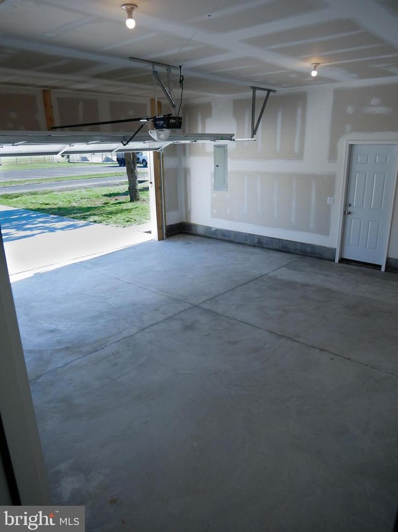 205 4th St, Ridgely MD  21660 exterior