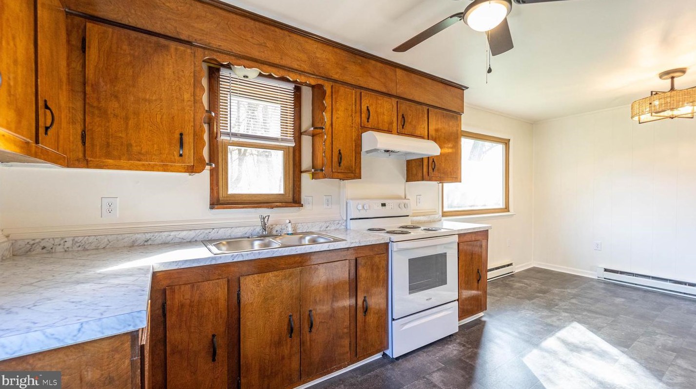 4331 Poplar Neck Rd, Preston MD  21655-1328 exterior