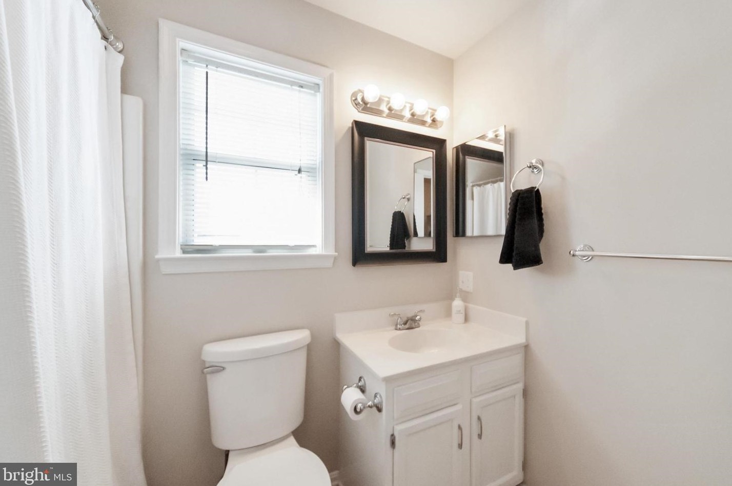 107 Ridge Ave, Taneytown MD  21787-2043 exterior