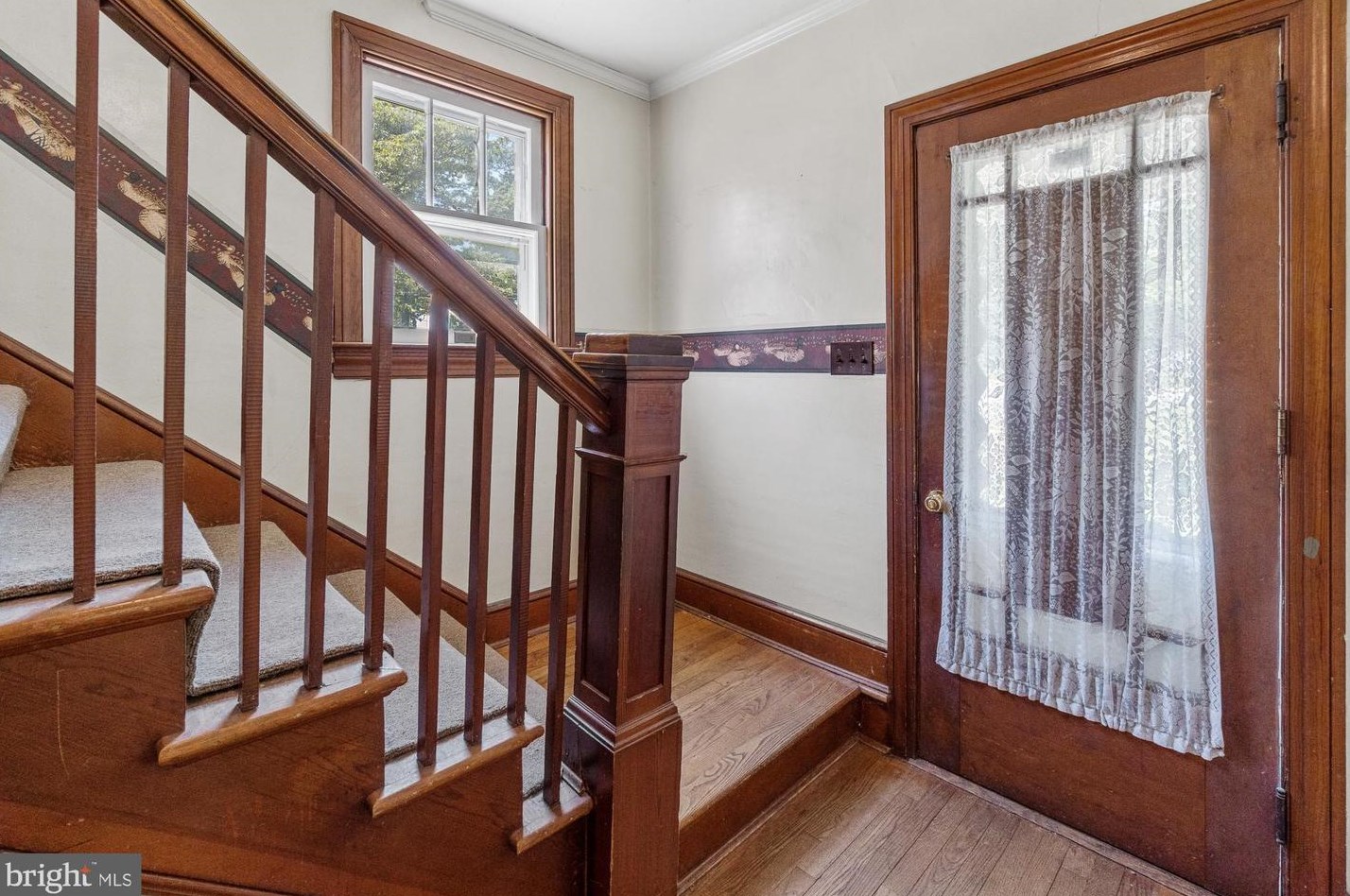 303 Park Ave, Mount Airy MD  21771-5470 exterior