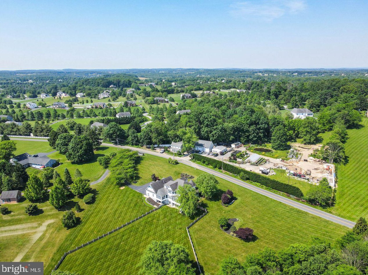 5821 Cabbage Spring Rd, Mount Airy MD 21771-8019 exterior