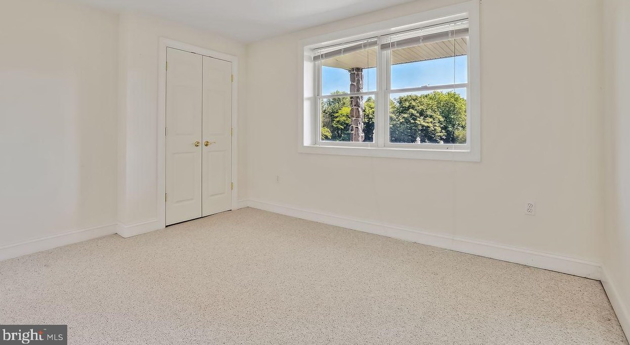 5821 Cabbage Spring Rd, Mount Airy MD 21771-8019 exterior