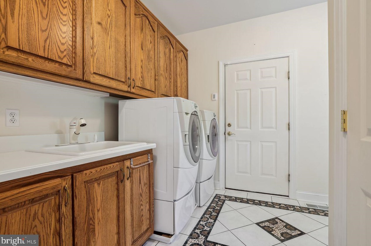 5821 Cabbage Spring Rd, Mount Airy MD 21771-8019 exterior