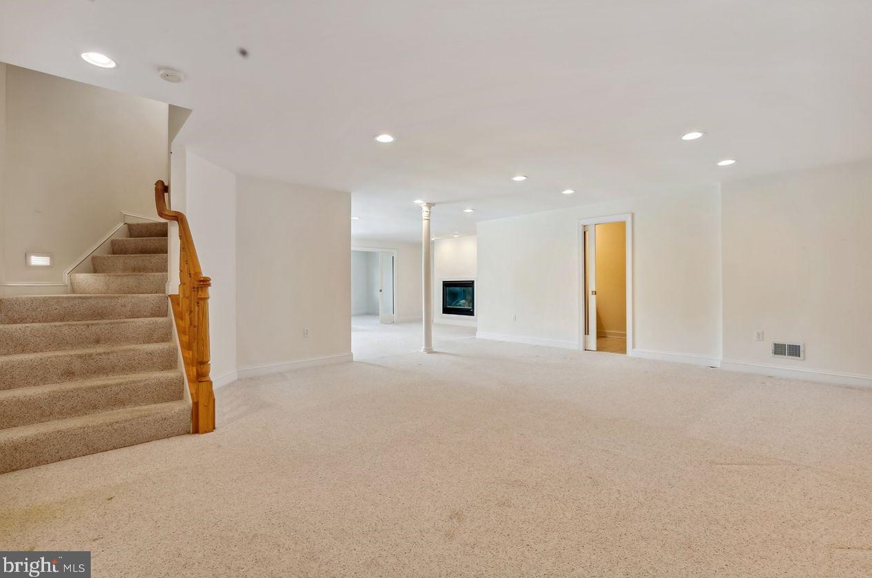 5821 Cabbage Spring Rd, Mount Airy MD 21771-8019 exterior