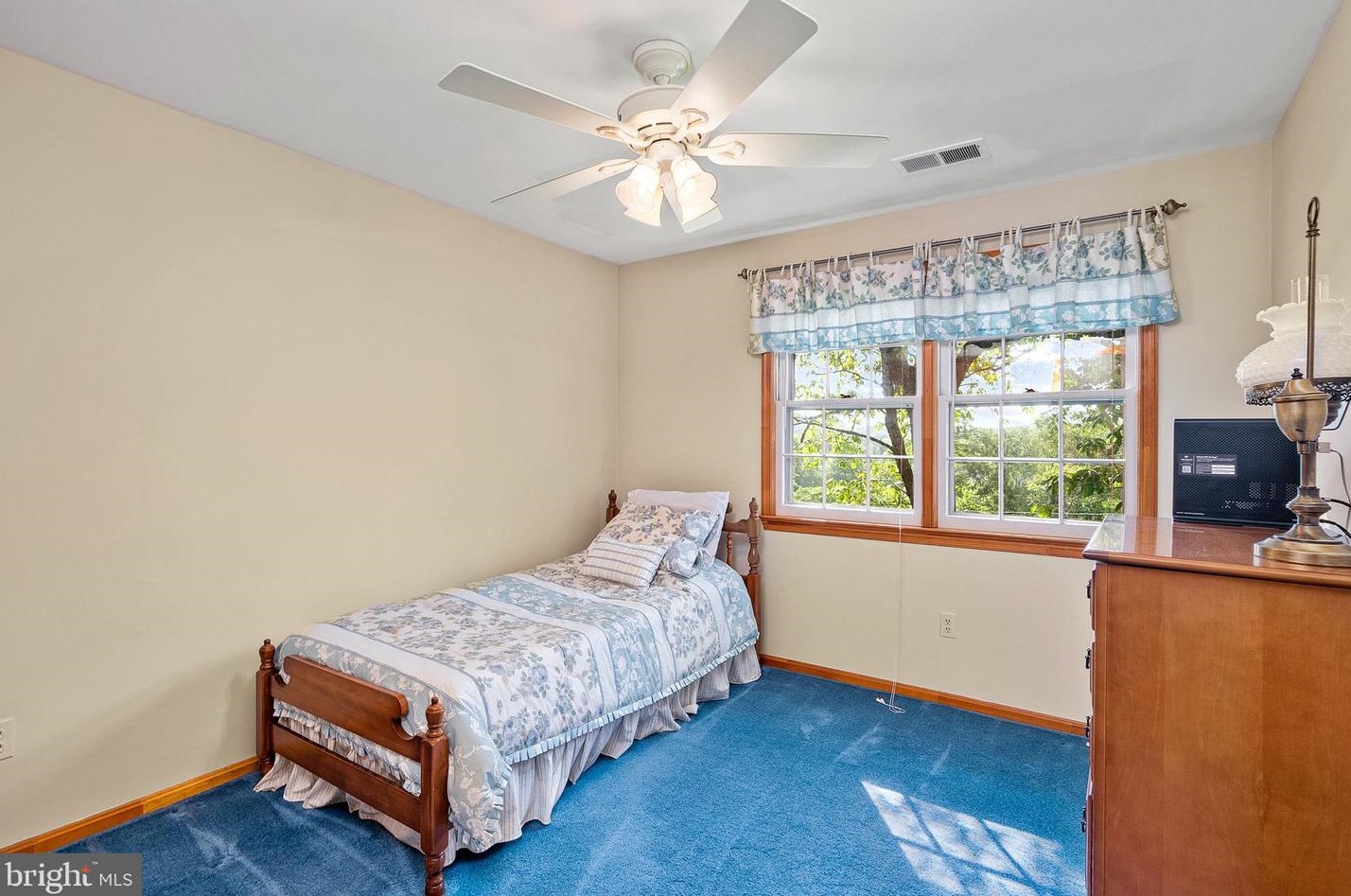 6111 Cabbage Spring Rd, Mount Airy MD  21771-8004 exterior