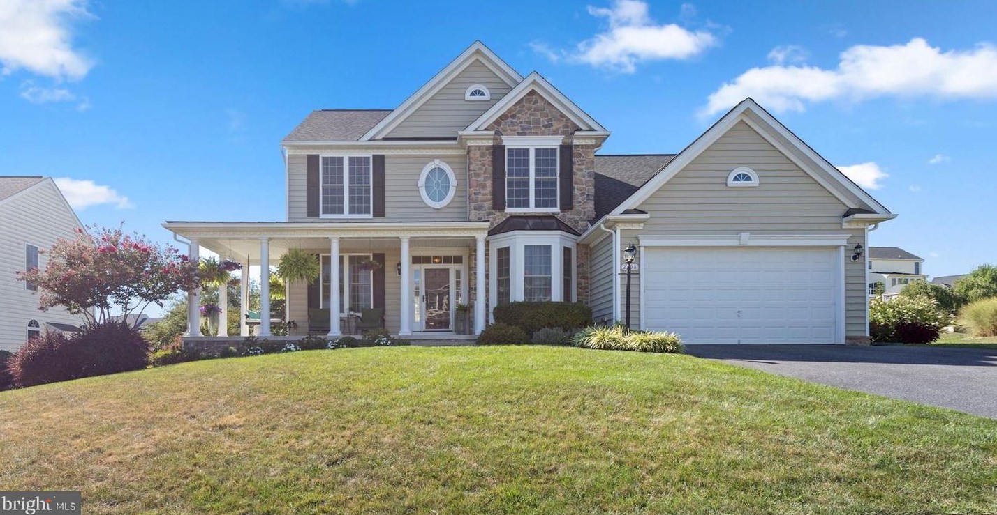 2108 Scarlet Way, Mount Airy MD 21771-8750 exterior