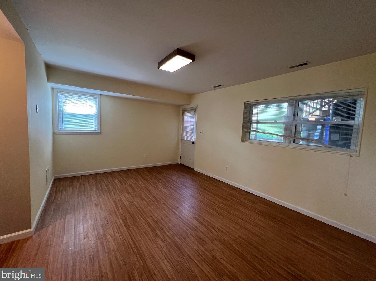 716 Robinwood Dr, Mount Airy MD  21771-5508 exterior