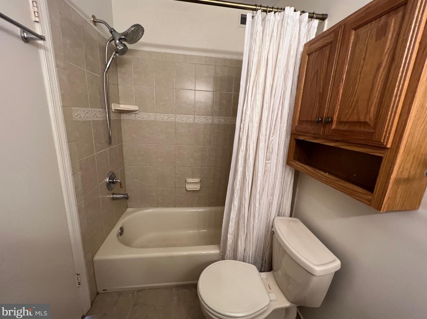 716 Robinwood Dr, Mount Airy MD  21771-5508 exterior