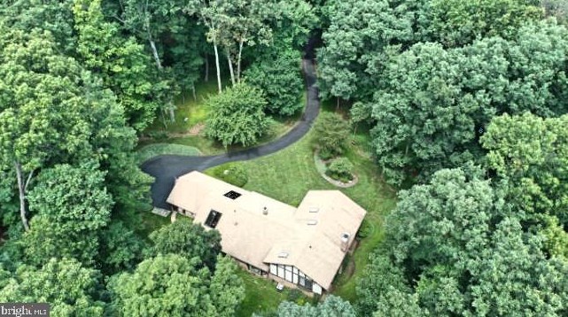 5089 Fleming Rd, Mount Airy MD 21771-8710 exterior