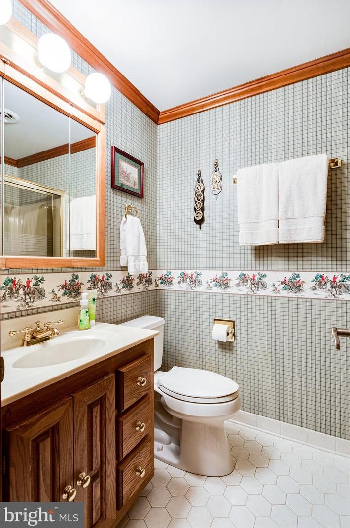 5089 Fleming Rd, Mount Airy MD 21771-8710 exterior