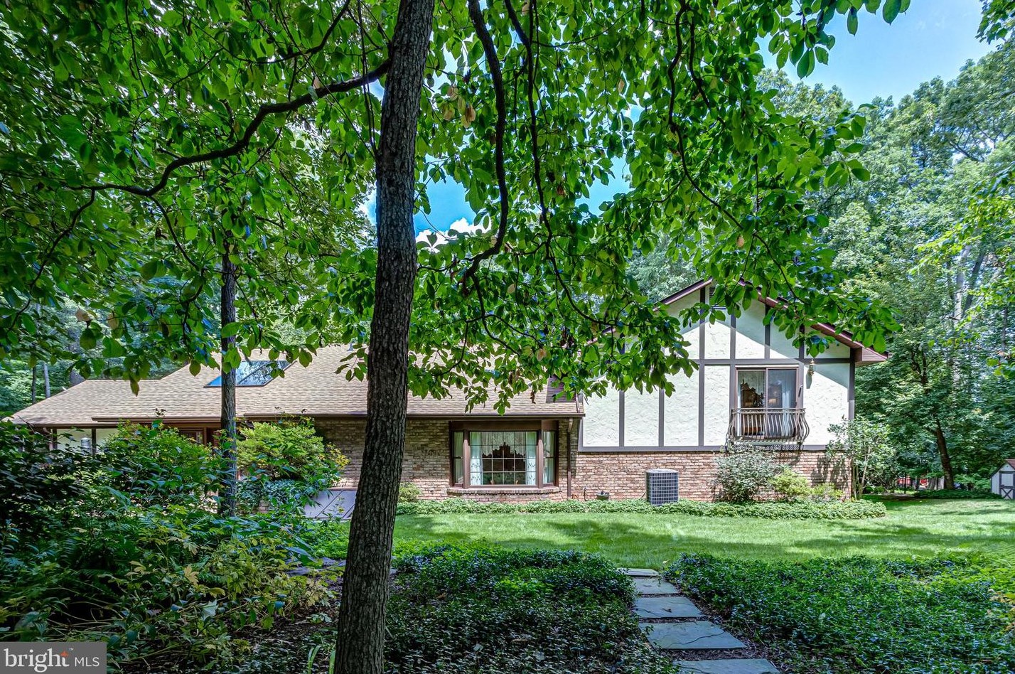 5089 Fleming Rd, Mount Airy MD 21771-8710 exterior