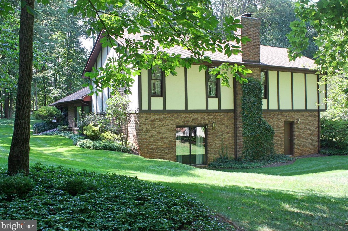 5089 Fleming Rd, Mount Airy MD 21771-8710 exterior