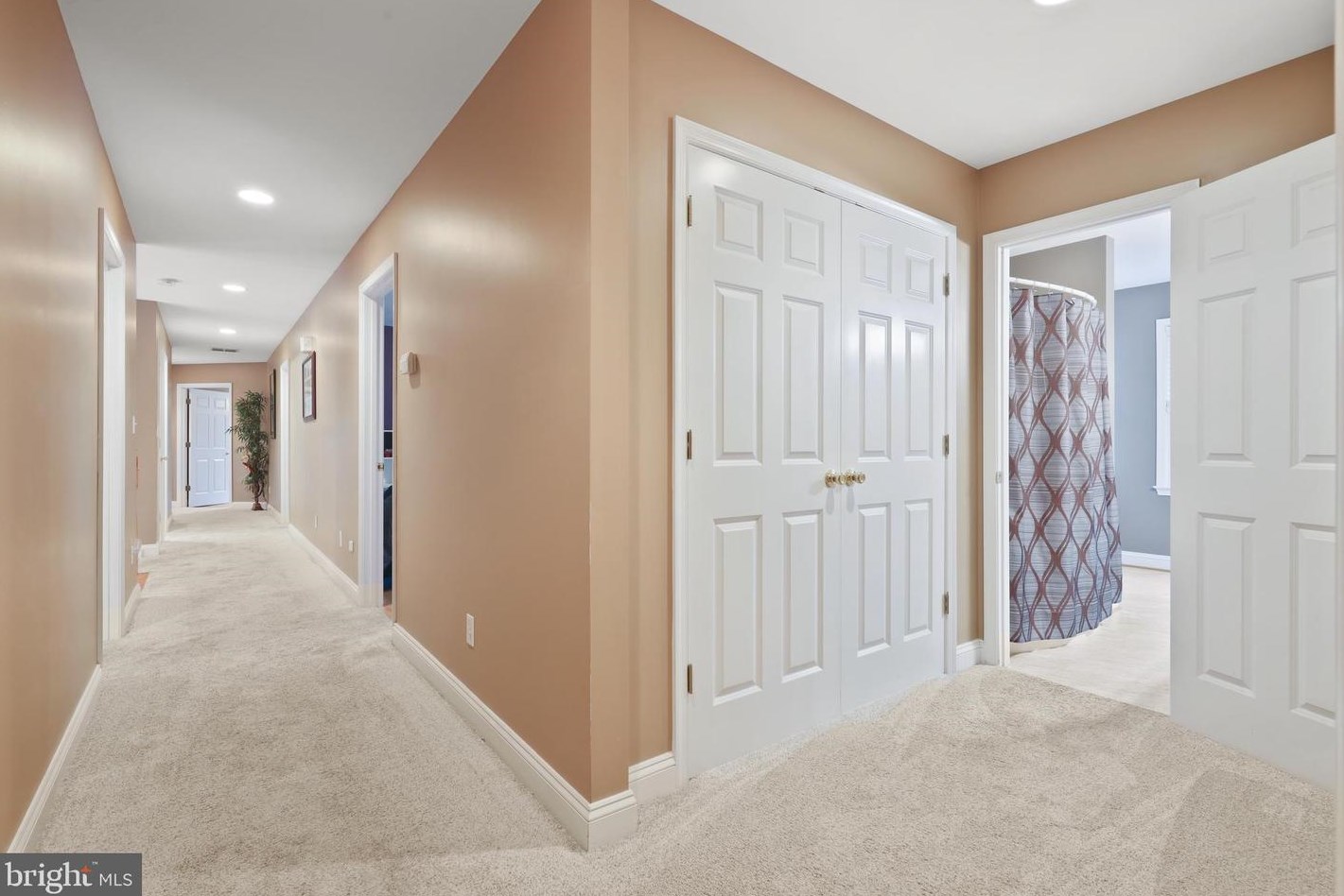 5710 Cabbage Spring Rd, Mount Airy MD  21771-8012 exterior