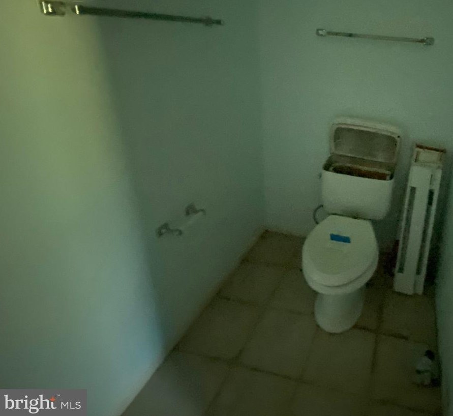 1822 Fawn Way, Patapsco MD 21048-2094 exterior