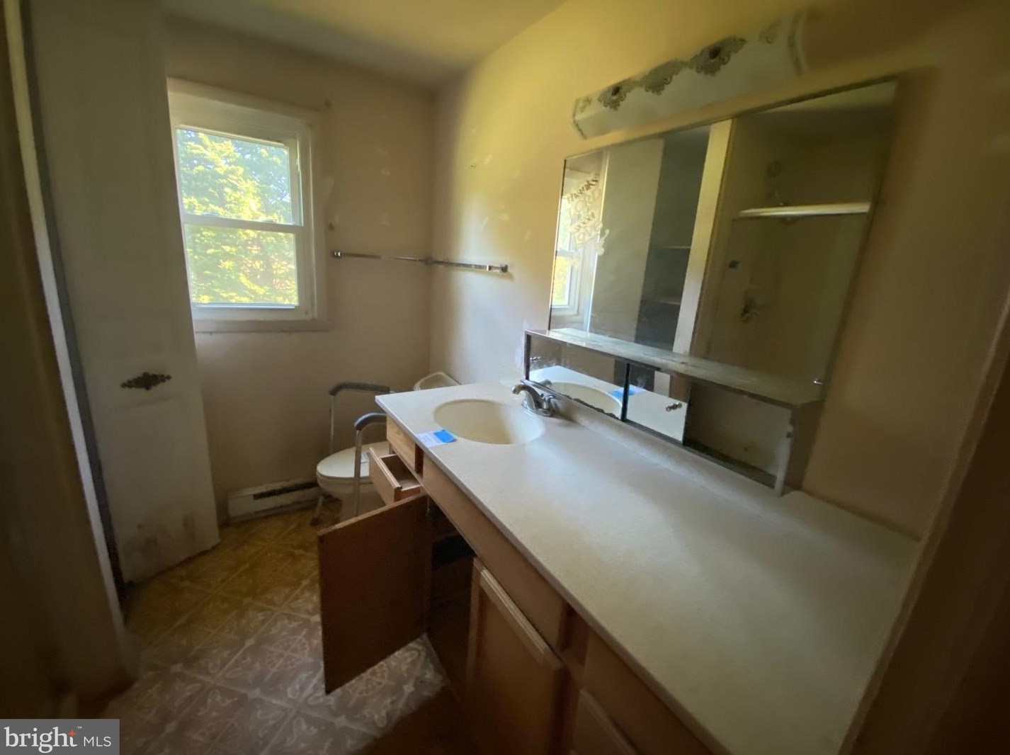 1822 Fawn Way, Patapsco MD 21048-2094 exterior