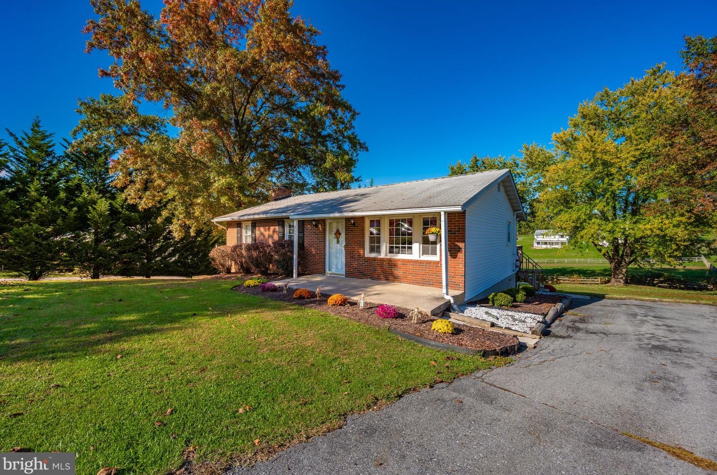 3005 Michael Rd, Mount Airy MD 21771-8922 exterior