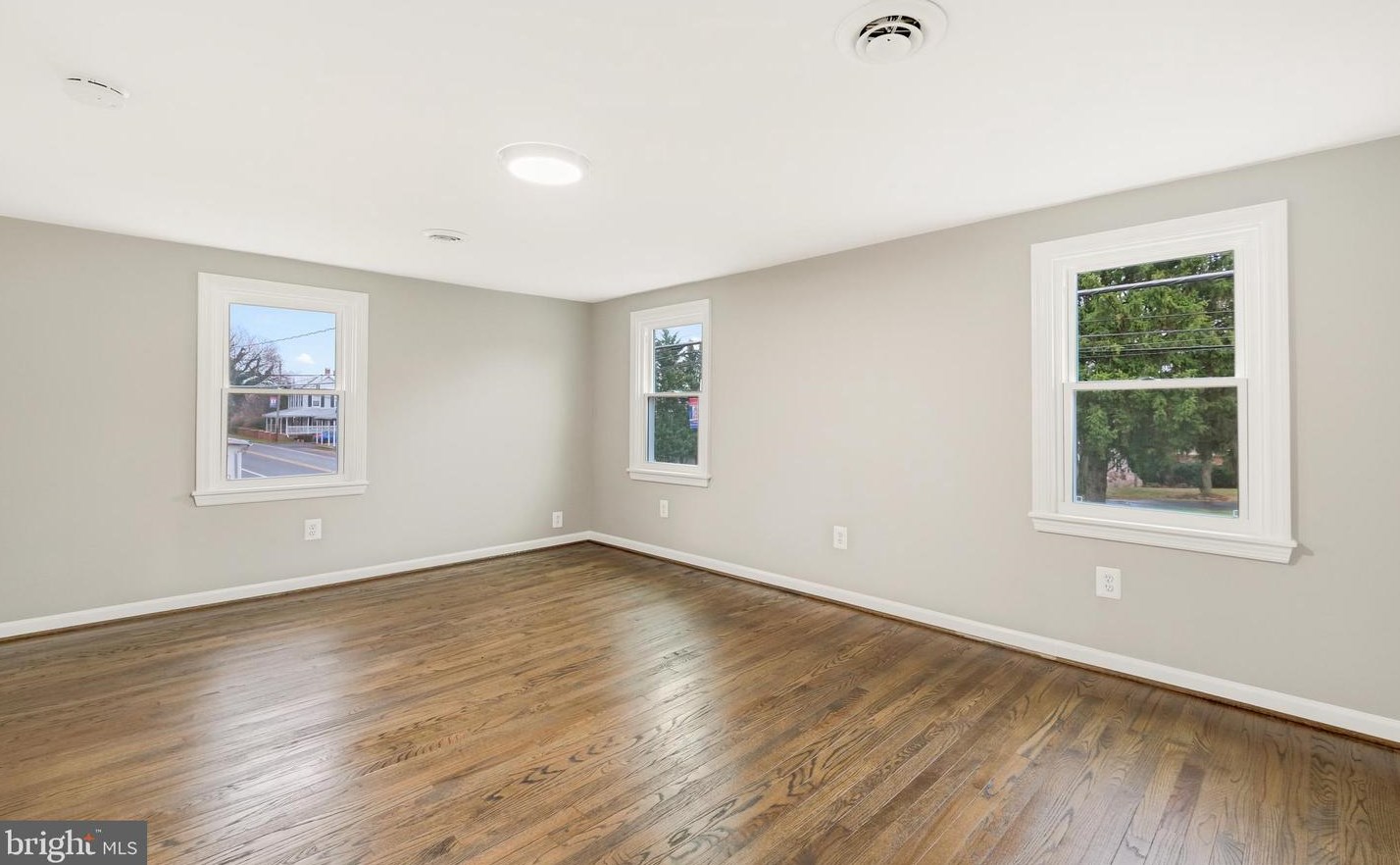 1116 Main St, Mount Airy MD 21771-5677 exterior