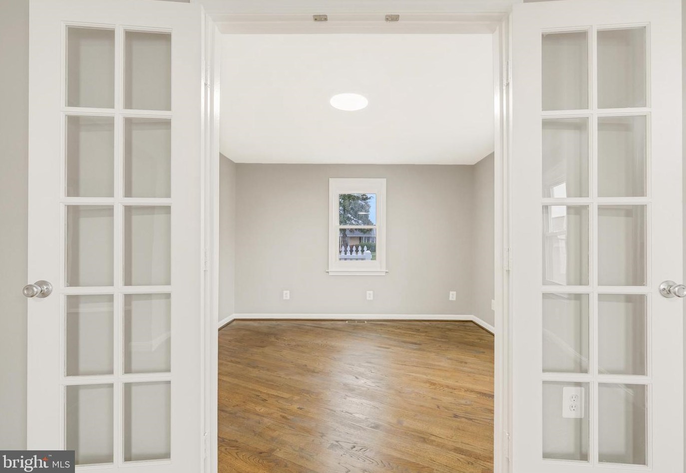 1116 Main St, Mount Airy MD 21771-5677 exterior